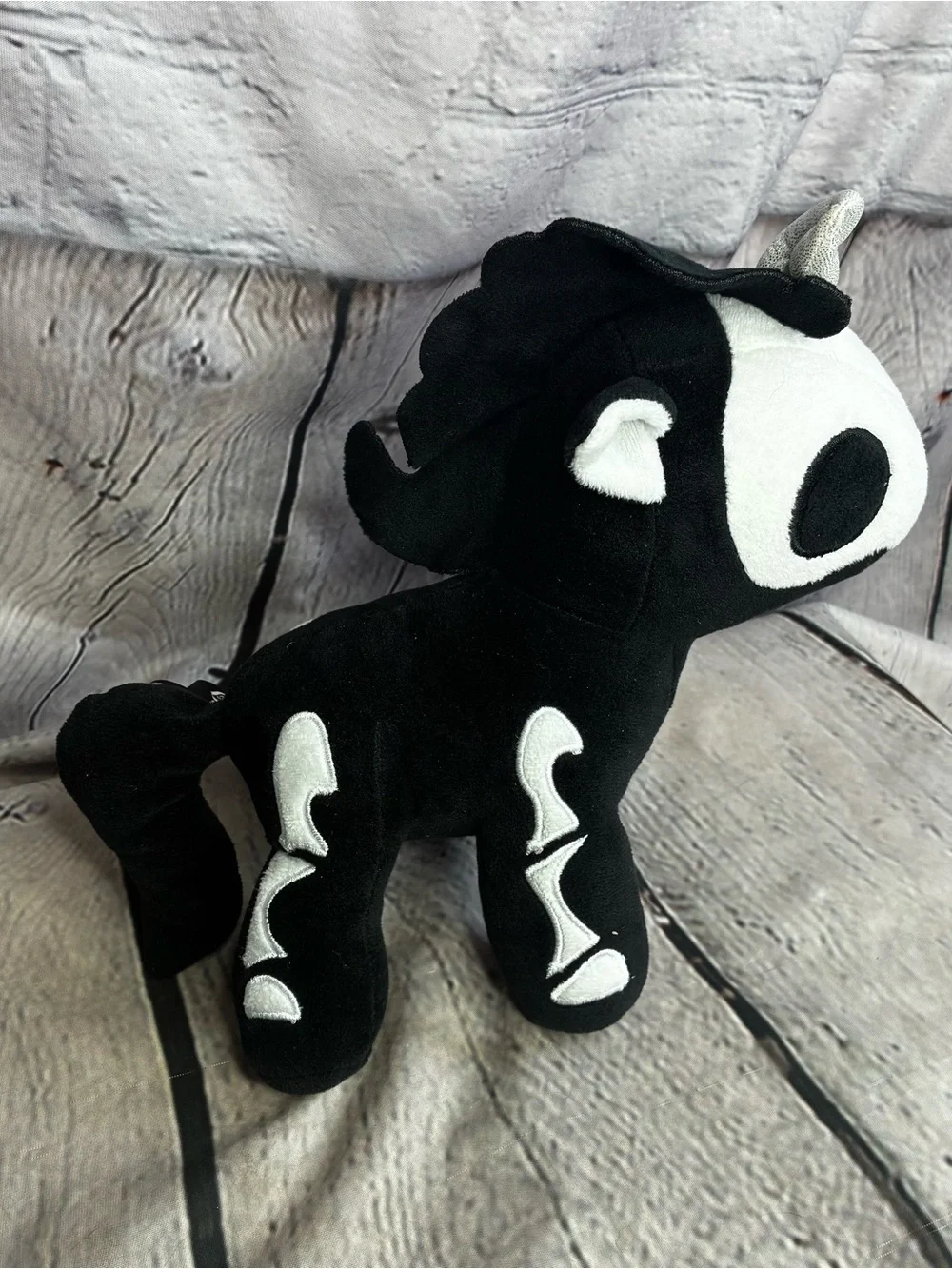 Skelanimals Bonita‎ the Unicorn 8-inch Deluxe Plush Toy Halloween Stuffed Animal